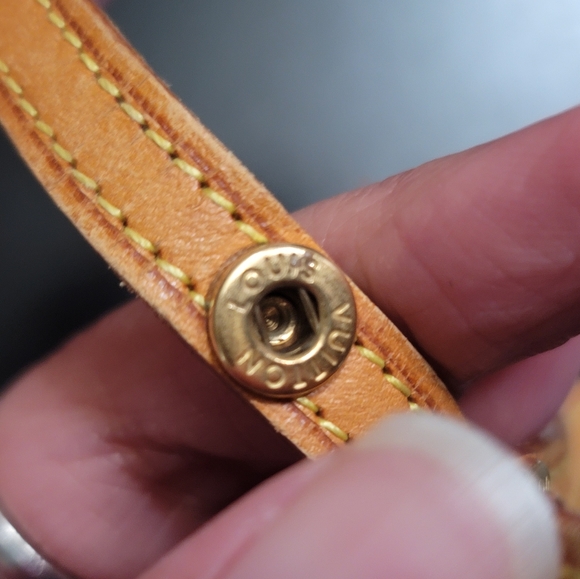 ❣️SALE Louis Vuitton Twin GM - Picture 10 of 16